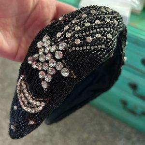 Treasure Jewels Black Beaded Star Headband